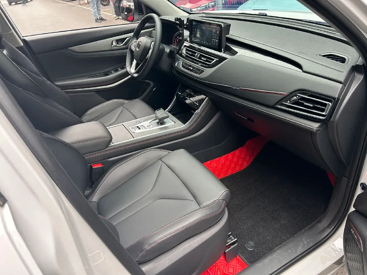 2024 ChangAn CS75 1.5T 188HP L4 7DCT,autocango,china used car exporter,china ev exporter,chinese used car exporter,chinese used ev exporter