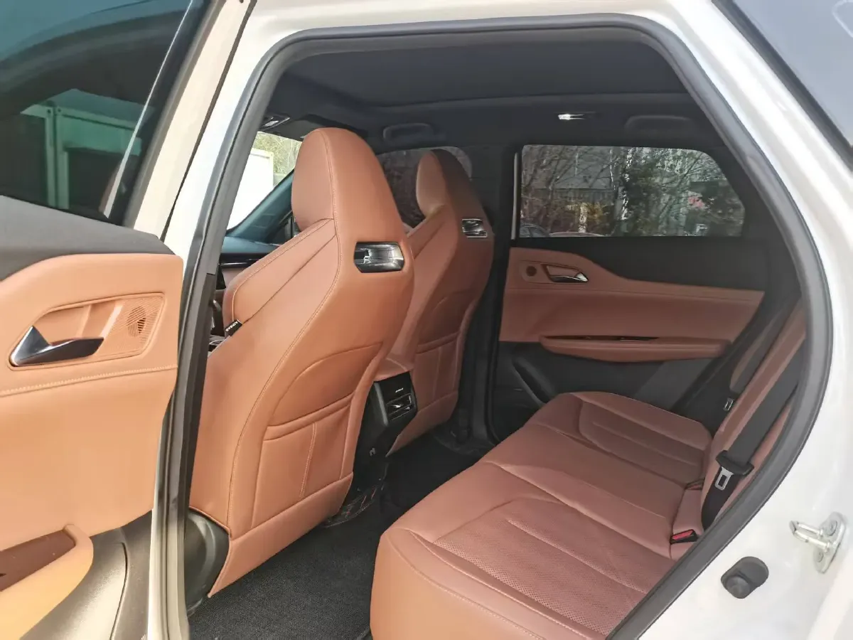 2025 ChangAn UNI-Z 1.5T 188HP L4 7DCT,autocango,china used car exporter,china ev exporter,chinese used car exporter,chinese used ev exporter