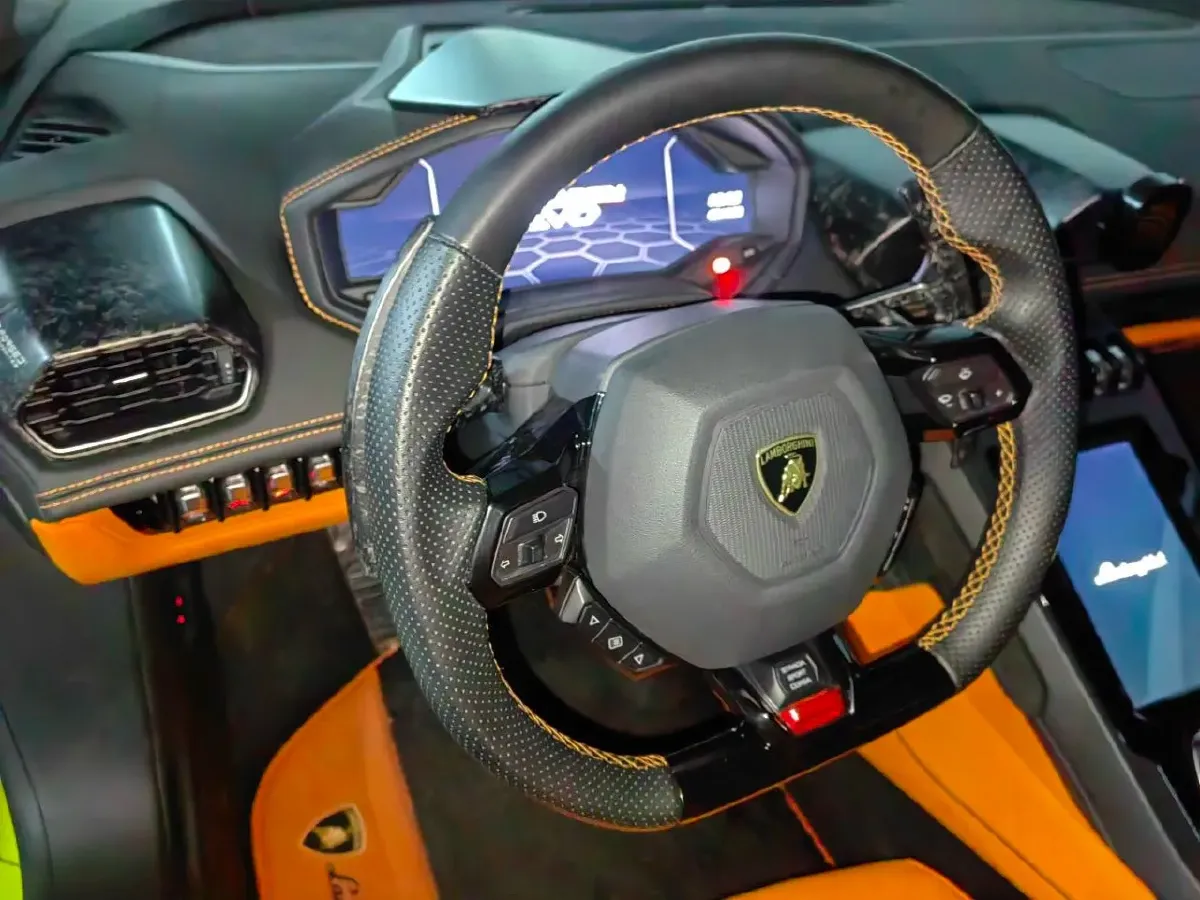 2019 Lamborghini Huracán 5.2L 640HP V10 7DCT,autocango,china used car exporter,china ev exporter,chinese used car exporter,chinese used ev exporter