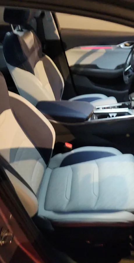 2021 Geely Preface 2.0T 190HP L4 7DCT,autocango,china used car exporter,china ev exporter,chinese used car exporter,chinese used ev exporter