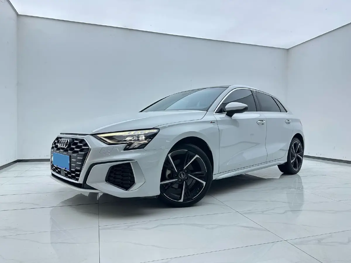 2022 Audi A3 1.4T 150HP L4 7DCT