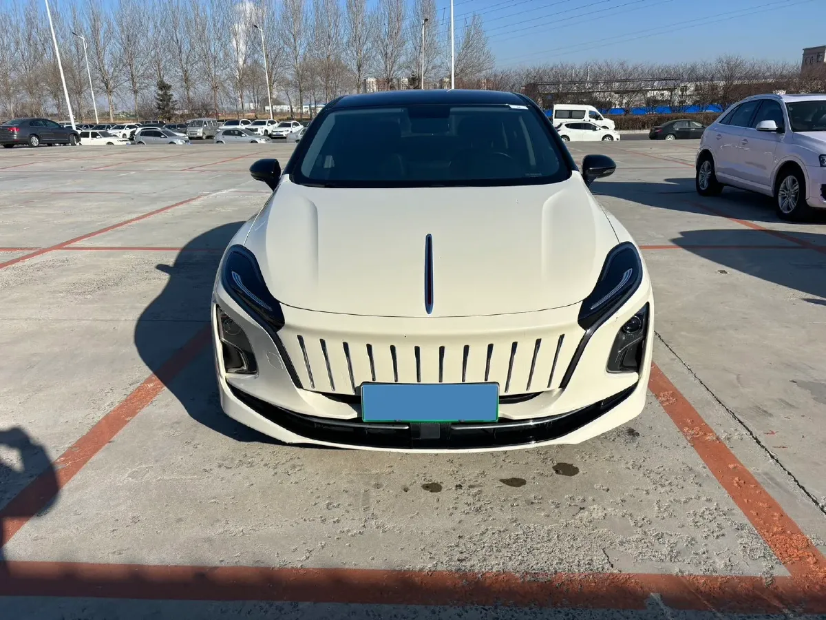 2024 HongQi E-QM5 BEV 72KWH,autocango,china used car exporter,china ev exporter,chinese used car exporter,chinese used ev exporter