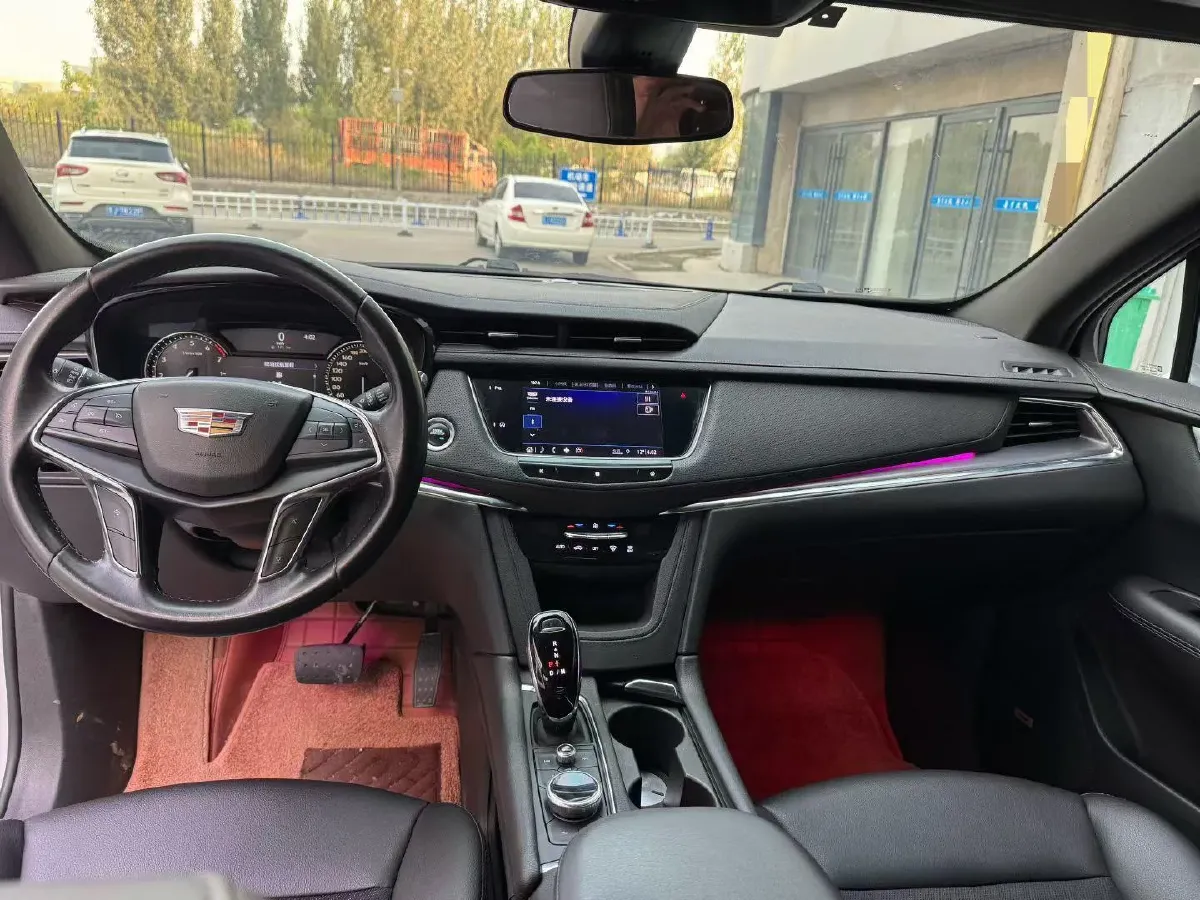 2020 Cadillac XT5 2.0T 241HP L4 9AT,autocango,china used car exporter,china ev exporter,chinese used car exporter,chinese used ev exporter
