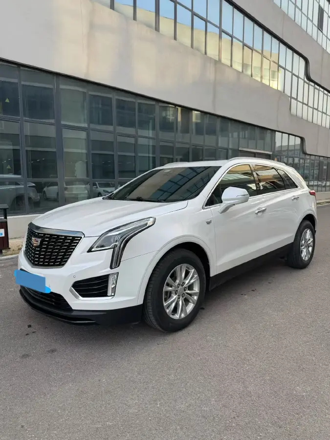 2020 Cadillac XT5 2.0T 241HP L4 9AT