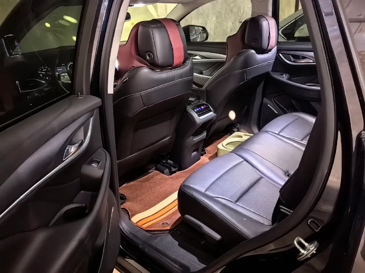 2022 Buick Enclave 2.0T 237HP L4 9AT,autocango,china used car exporter,china ev exporter,chinese used car exporter,chinese used ev exporter