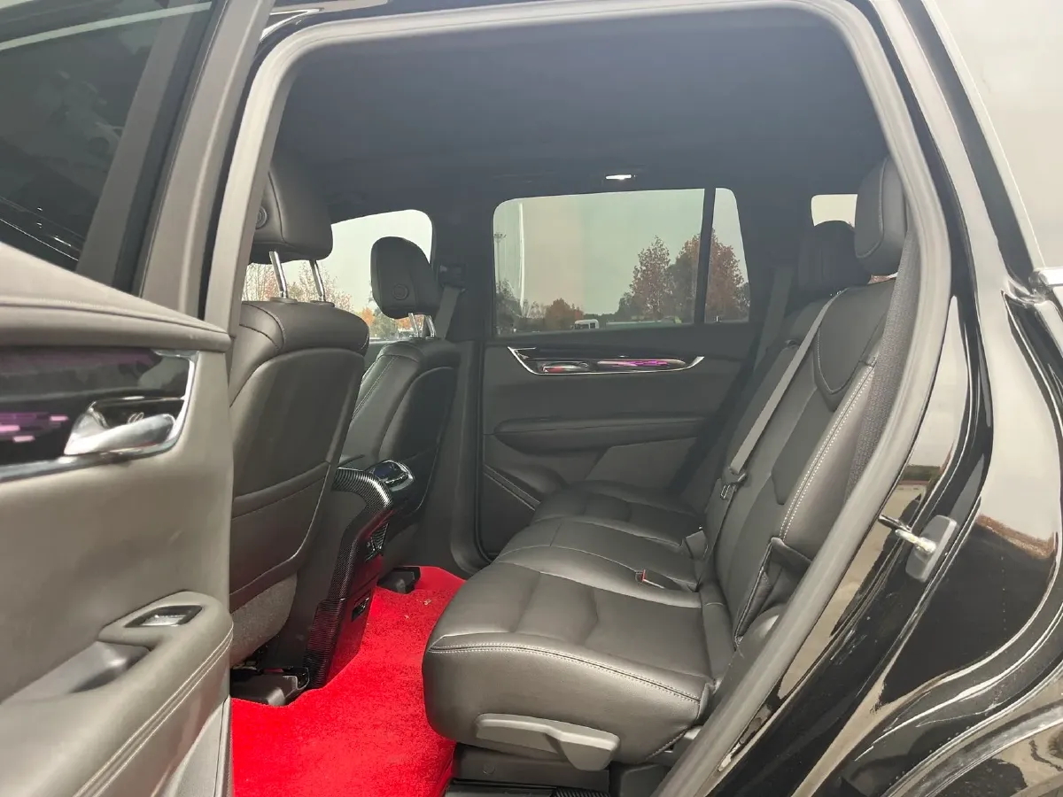 2022 Cadillac XT6 2.0T 237HP L4 9AT,autocango,china used car exporter,china ev exporter,chinese used car exporter,chinese used ev exporter