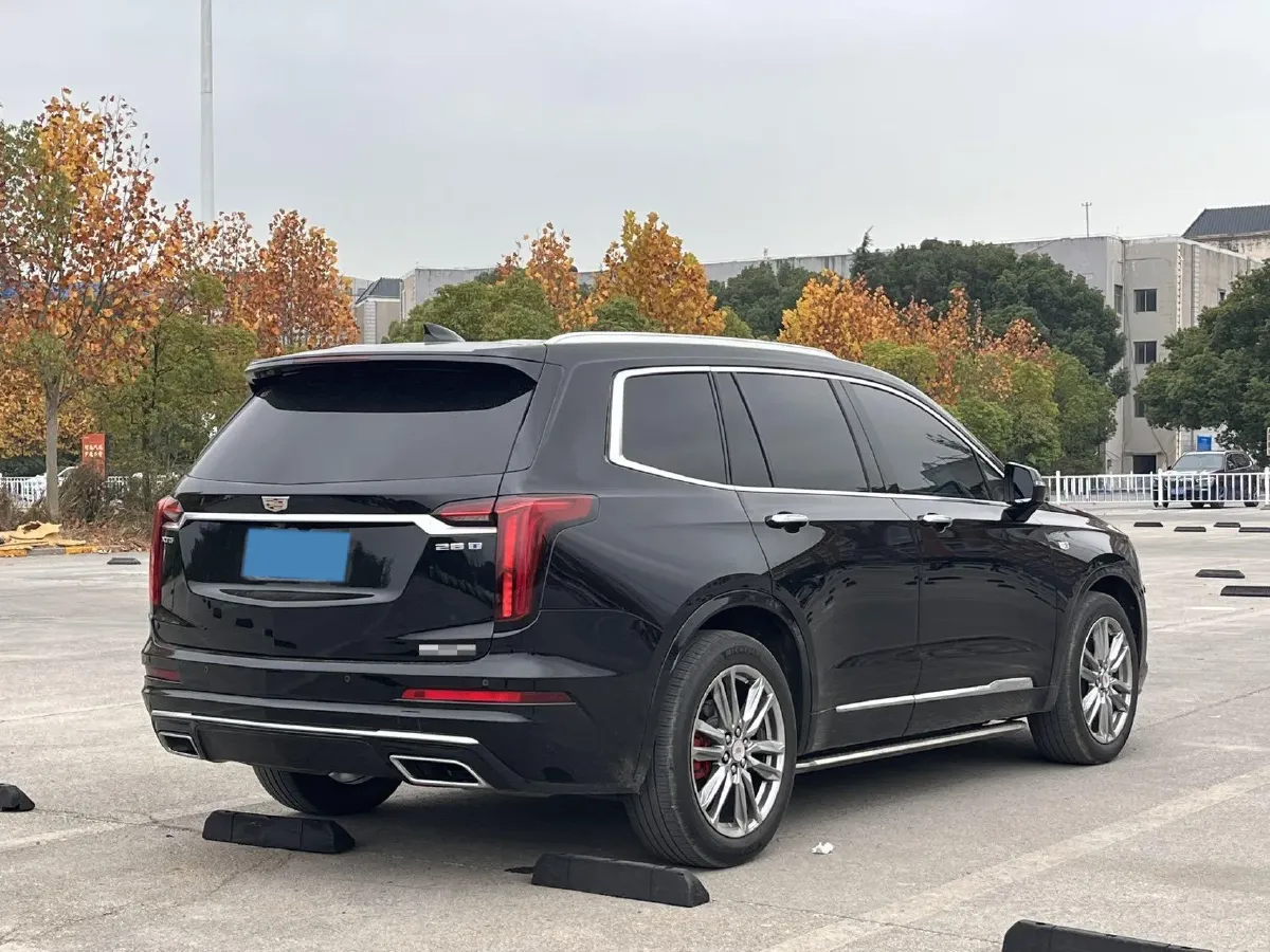 2022 Cadillac XT6 2.0T 237HP L4 9AT,autocango,china used car exporter,china ev exporter,chinese used car exporter,chinese used ev exporter