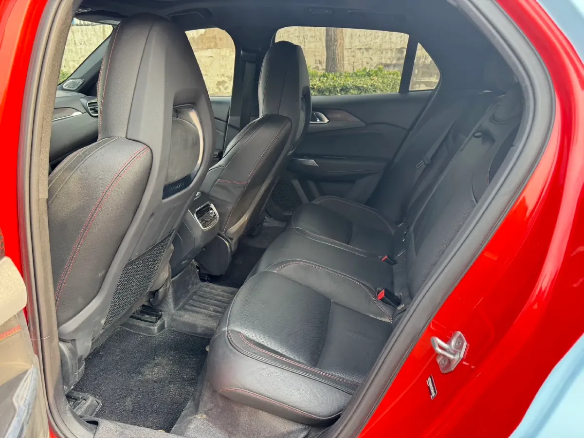 2018 Toyota C-HR 2.0L 171HP L4 CVT,autocango,china used car exporter,china ev exporter,chinese used car exporter,chinese used ev exporter