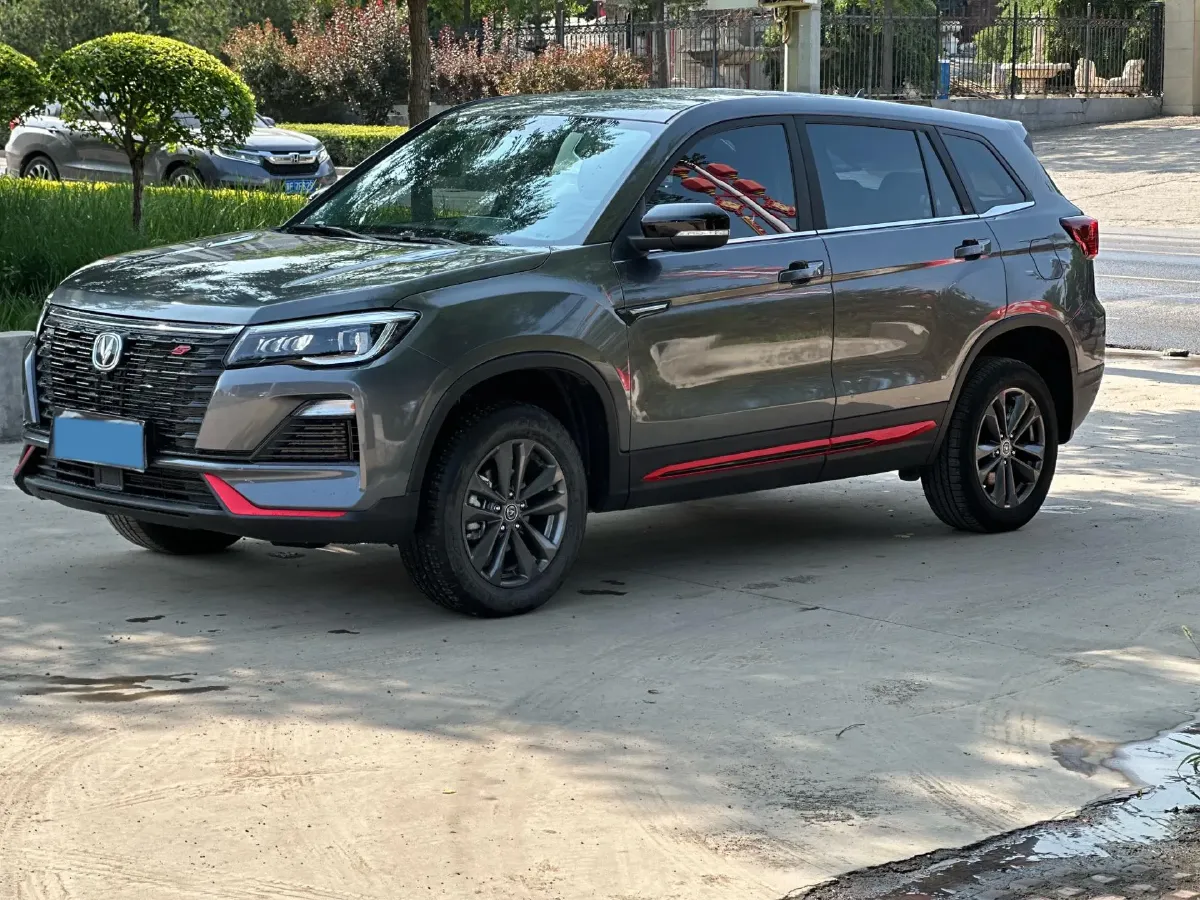 2023 ChangAn CS75 1.5T 188HP L4 6MT,autocango,china used car exporter,china ev exporter,chinese used car exporter,chinese used ev exporter