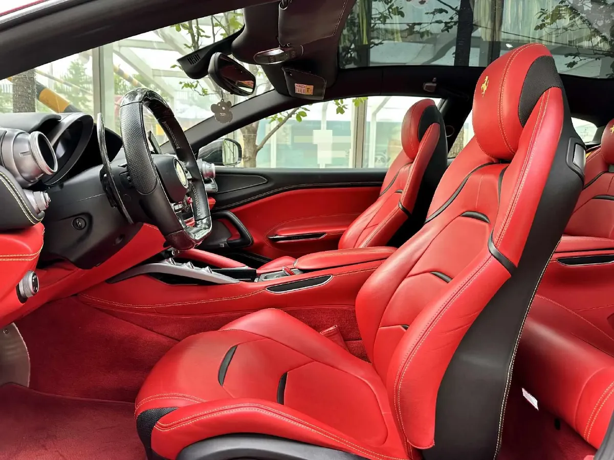 2017 Ferrari GTC4 Lusso 3.9T 609HP V8 7DCT,autocango,china used car exporter,china ev exporter,chinese used car exporter,chinese used ev exporter