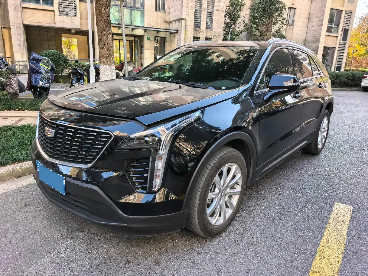 2021 Cadillac XT4 2.0T 237HP L4 9AT