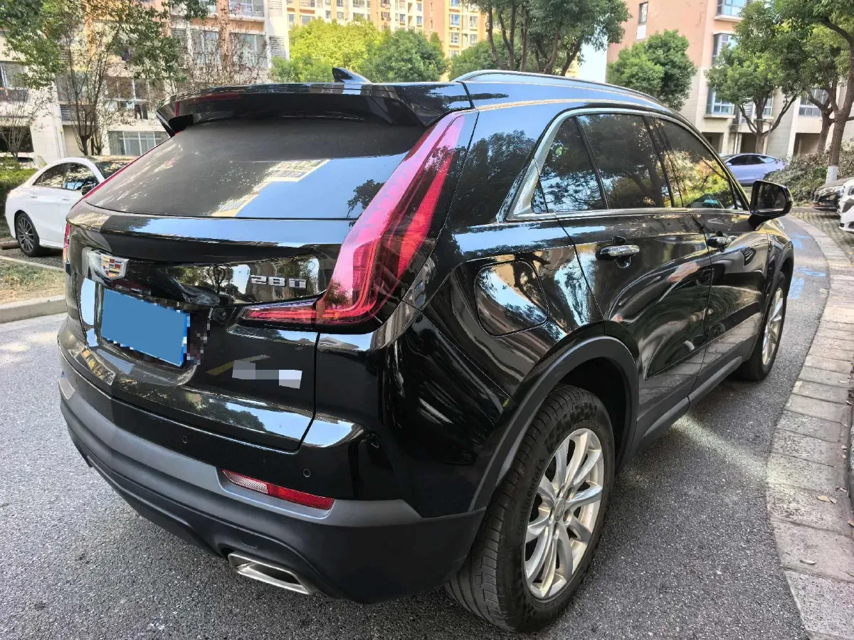 2021 Cadillac XT4 2.0T 237HP L4 9AT,autocango,china used car exporter,china ev exporter,chinese used car exporter,chinese used ev exporter