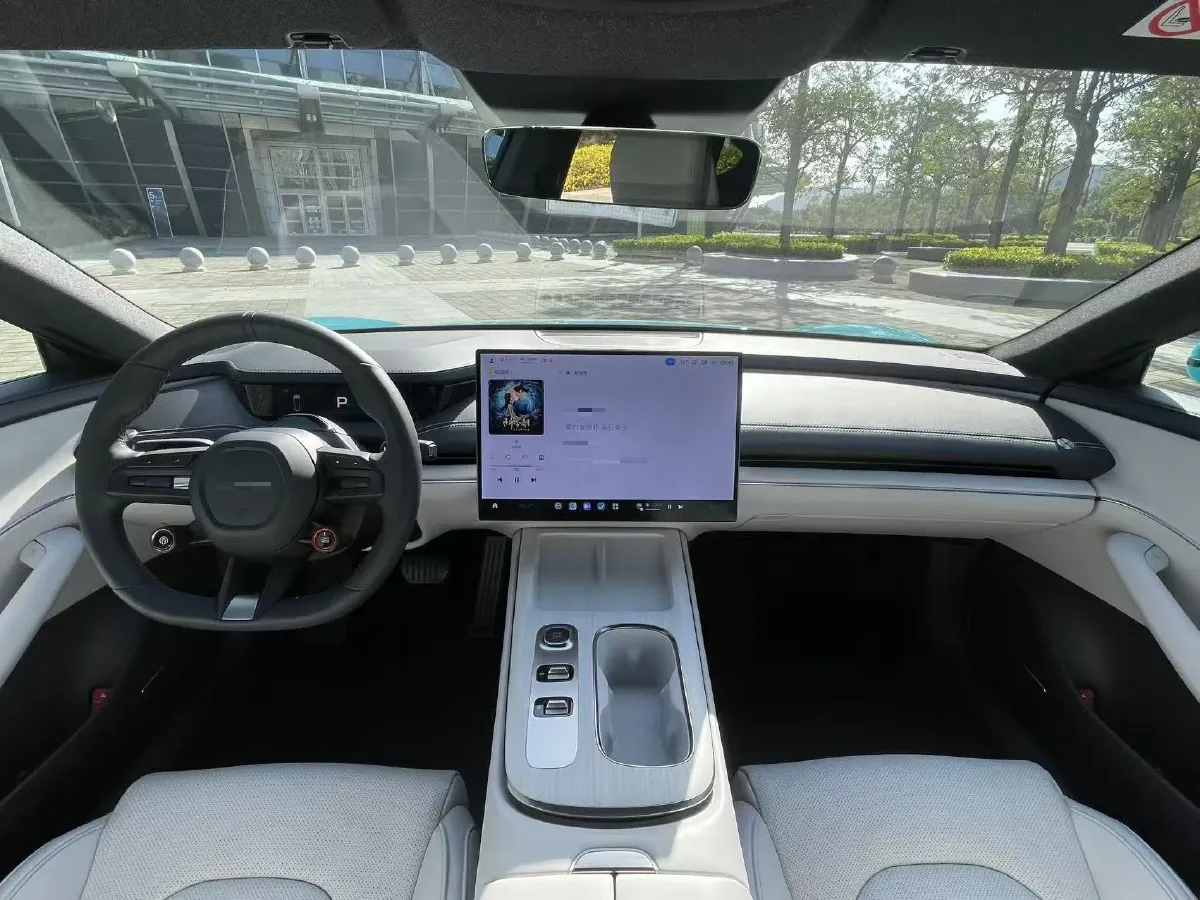 2024 MI SU7 BEV 73.6KWH,autocango,china used car exporter,china ev exporter,chinese used car exporter,chinese used ev exporter