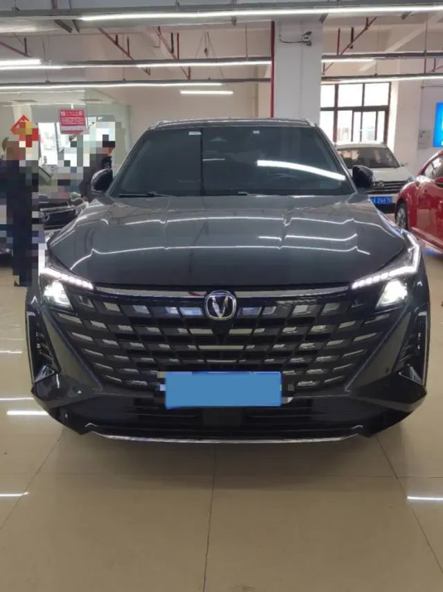 2025 ChangAn UNI-Z 1.5T 188HP L4 7DCT,autocango,china used car exporter,china ev exporter,chinese used car exporter,chinese used ev exporter