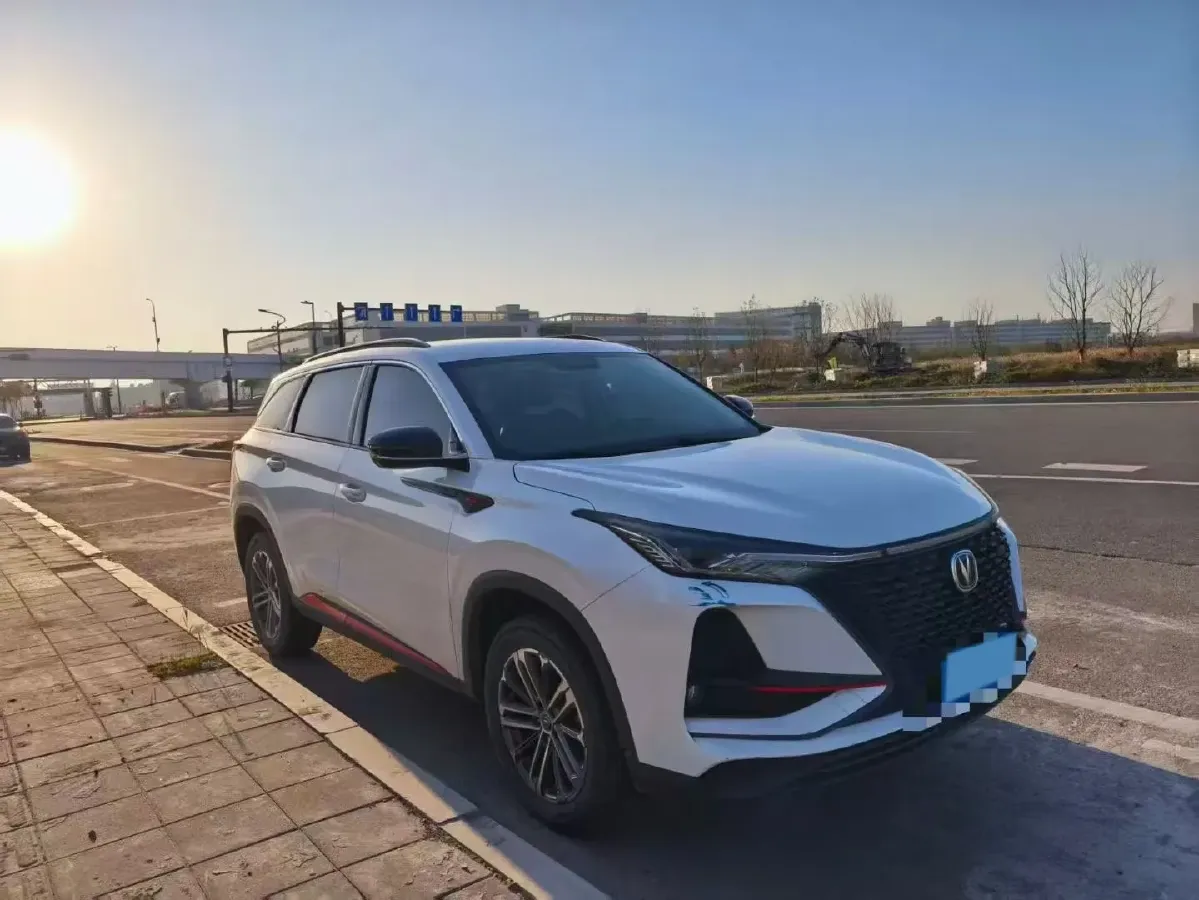 2021 ChangAn CS75 Plus 1.5T 178HP L4 6AT,autocango,china used car exporter,china ev exporter,chinese used car exporter,chinese used ev exporter