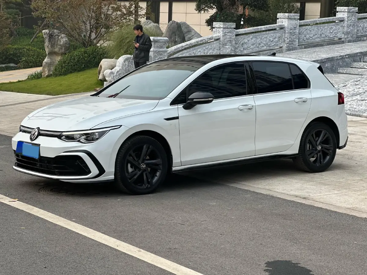 2023 Volkswagen Golf 1.4T 150HP L4 7DCT