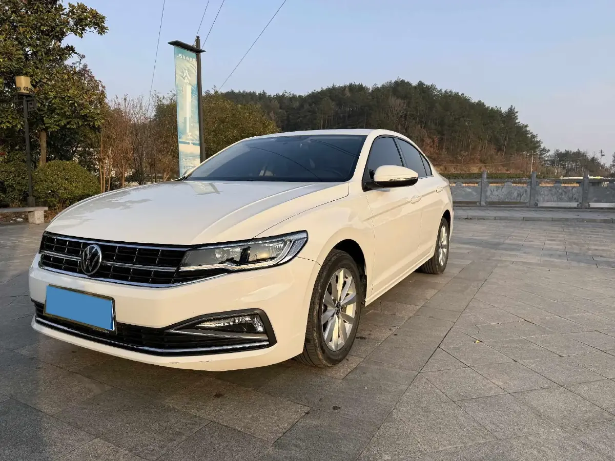 2021 Volkswagen Bora 1.5L 113HP L4 6AT