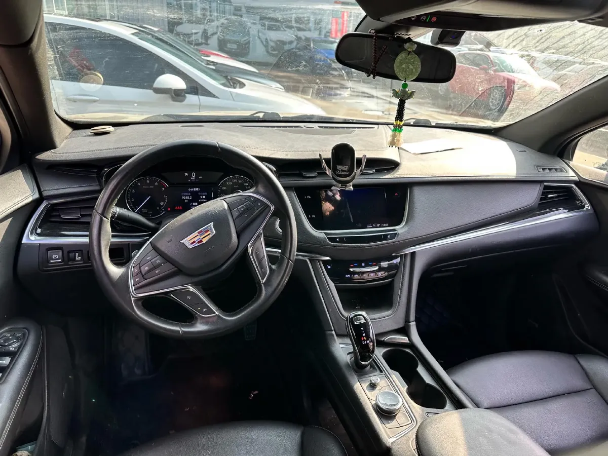 2021 Cadillac XT5 2.0T 237HP L4 9AT,autocango,china used car exporter,china ev exporter,chinese used car exporter,chinese used ev exporter