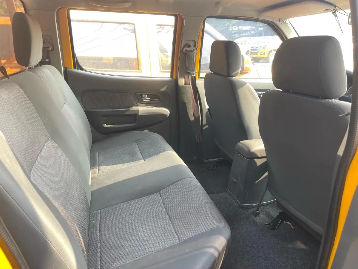 2018 Dongfeng RuiQi 2.4L 139HP L4 5MT,autocango,china used car exporter,china ev exporter,chinese used car exporter,chinese used ev exporter