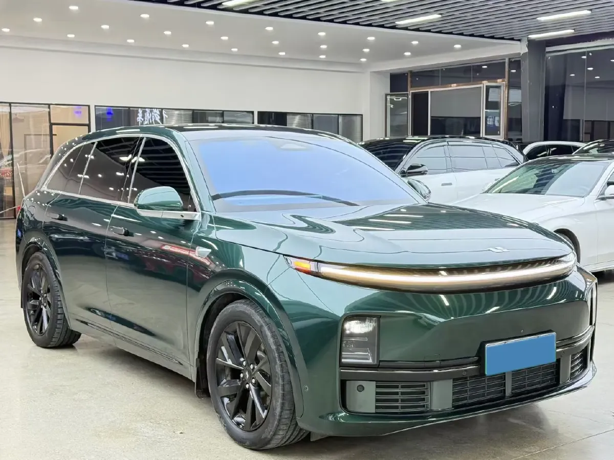 2023 Li L7 Range Extended 154HP REEV 40.9KWH,autocango,china used car exporter,china ev exporter,chinese used car exporter,chinese used ev exporter