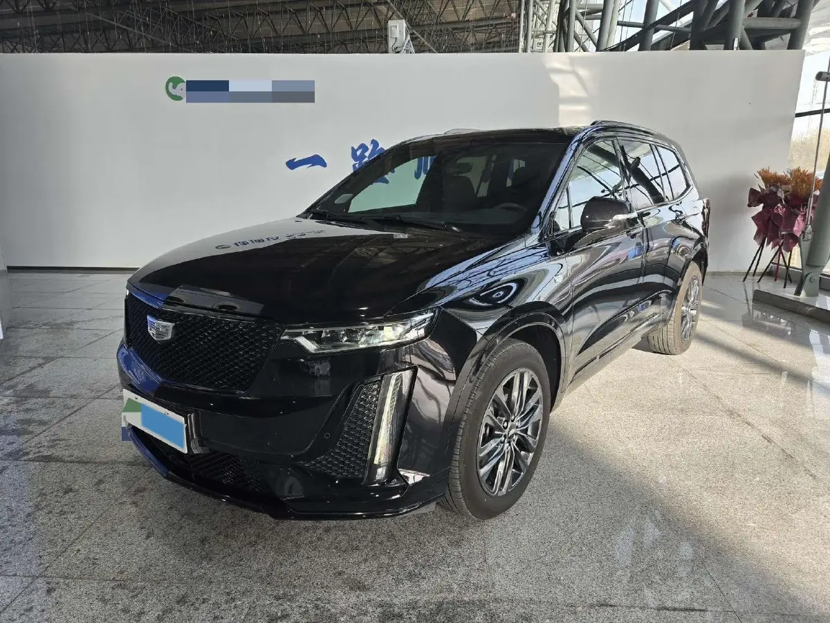 2025 Cadillac XT6 2.0T 237HP L4 9AT