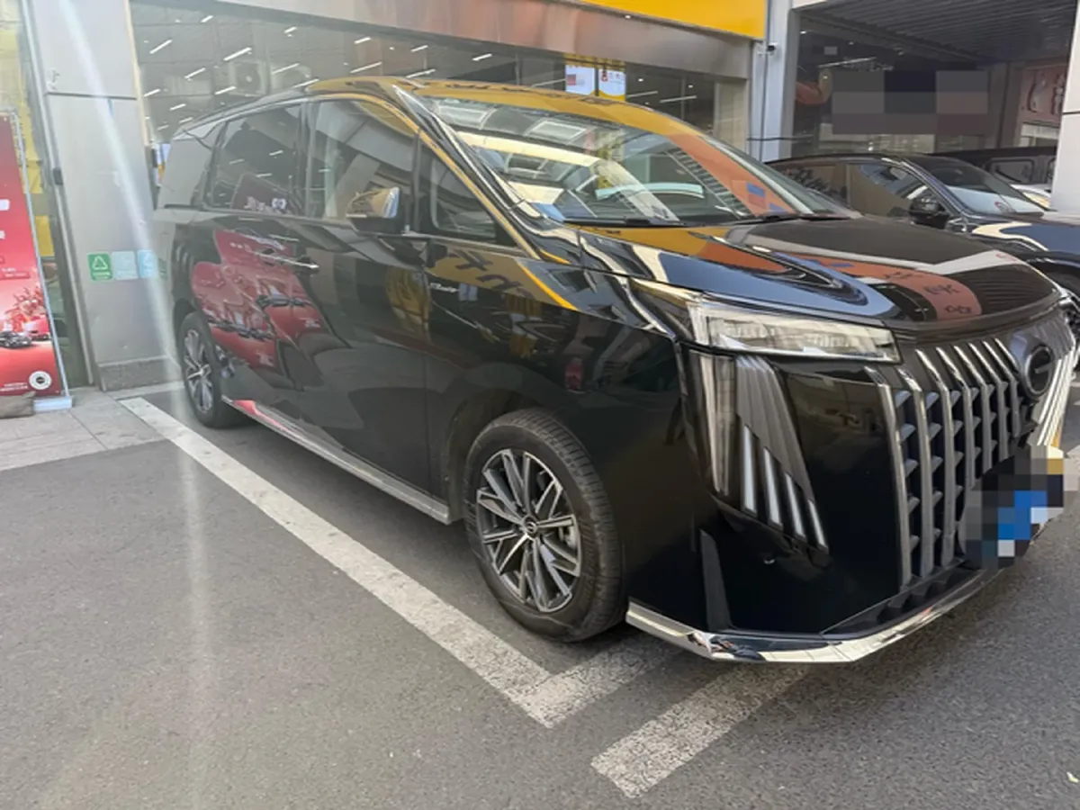 2024 GAC Trumpchi M8 2.0T 252HP L4 8AT,autocango,china used car exporter,china ev exporter,chinese used car exporter,chinese used ev exporter