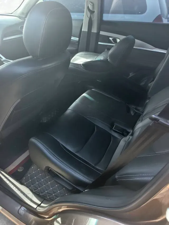 2019 Jetour X70 1.5T 156HP L4 6DCT,autocango,china used car exporter,china ev exporter,chinese used car exporter,chinese used ev exporter