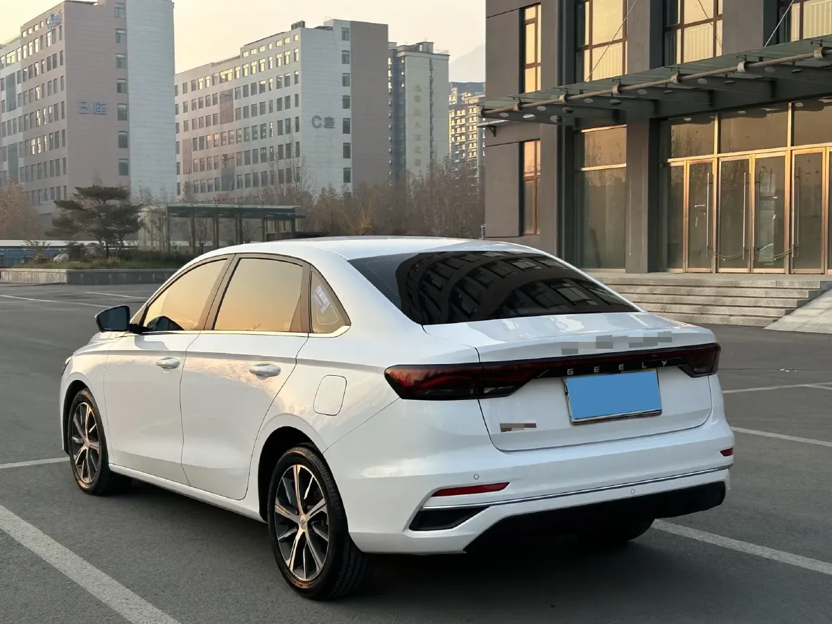 2022 Geely Emgrand 1.5L 114HP L4 CVT,autocango,china used car exporter,china ev exporter,chinese used car exporter,chinese used ev exporter