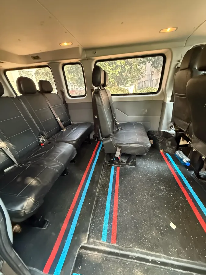 2023 MAXUS XinTu V80 2.0T 127HP L4 6MT,autocango,china used car exporter,china ev exporter,chinese used car exporter,chinese used ev exporter