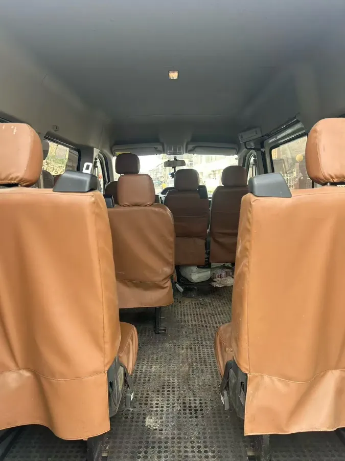 2021 MAXUS XinTu V80 2.0T 127HP L4 6MT,autocango,china used car exporter,china ev exporter,chinese used car exporter,chinese used ev exporter