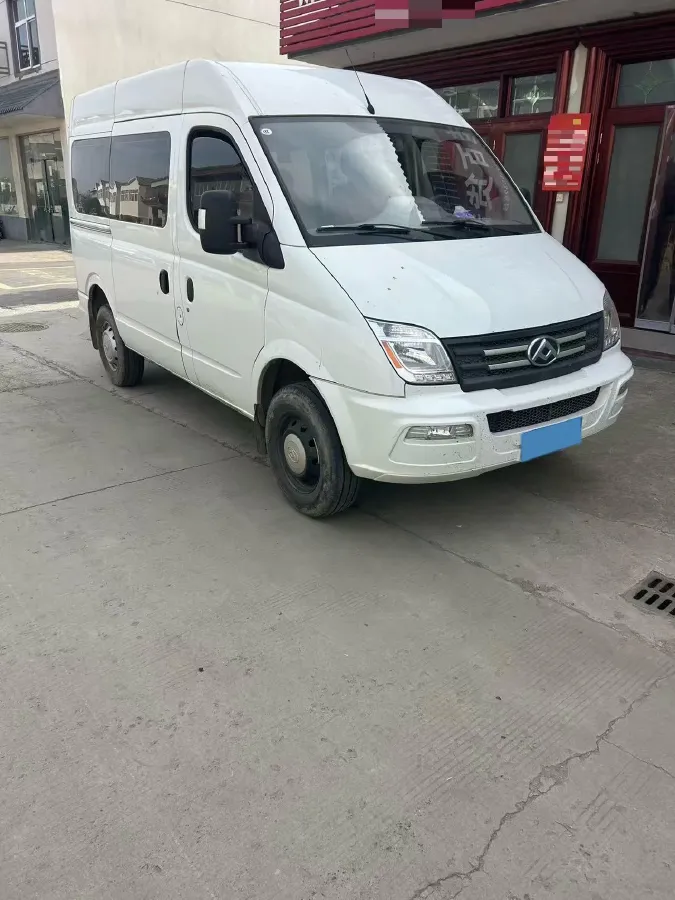 2021 MAXUS XinTu V80 2.0T 127HP L4 6MT,autocango,china used car exporter,china ev exporter,chinese used car exporter,chinese used ev exporter