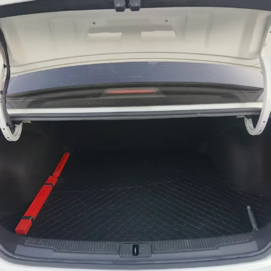 2019 Roewe i5 1.5L 120HP L4 CVT,autocango,china used car exporter,china ev exporter,chinese used car exporter,chinese used ev exporter