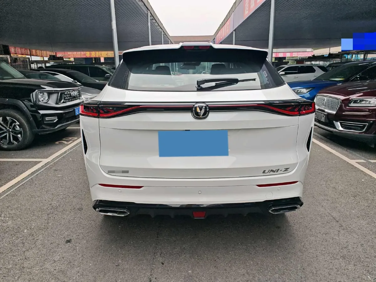 2024 ChangAn UNI-Z 1.5L 98HP L4 E-CVT PHEV 18.4KWH,autocango,china used car exporter,china ev exporter,chinese used car exporter,chinese used ev exporter