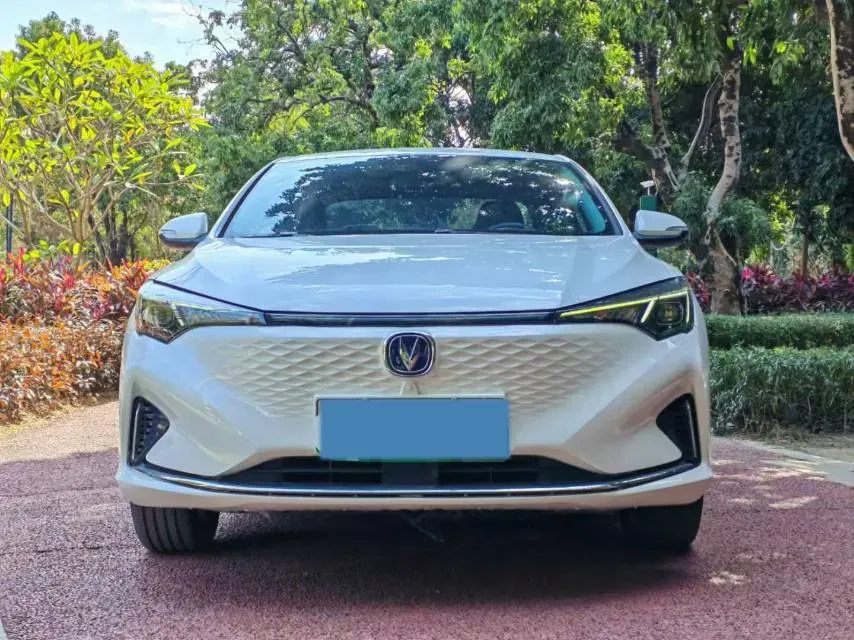 2022 ChangAn Eado BEV 47.78KWH,autocango,china used car exporter,china ev exporter,chinese used car exporter,chinese used ev exporter