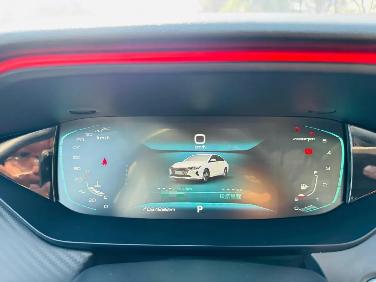 2023 DongFeng Aeolus YiXuan MAX 1.5T 190HP L4 7DCT,autocango,china used car exporter,china ev exporter,chinese used car exporter,chinese used ev exporter