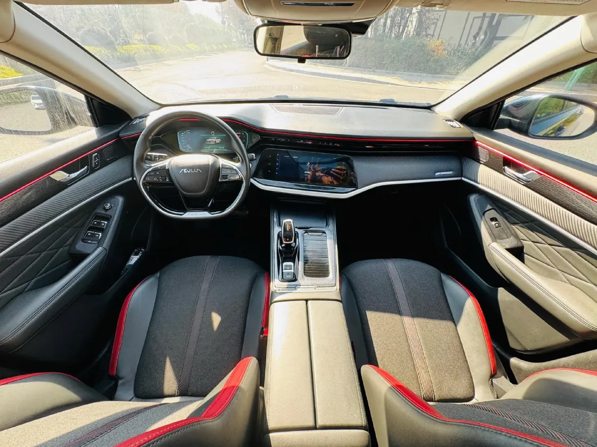 2023 DongFeng Aeolus YiXuan MAX 1.5T 190HP L4 7DCT,autocango,china used car exporter,china ev exporter,chinese used car exporter,chinese used ev exporter