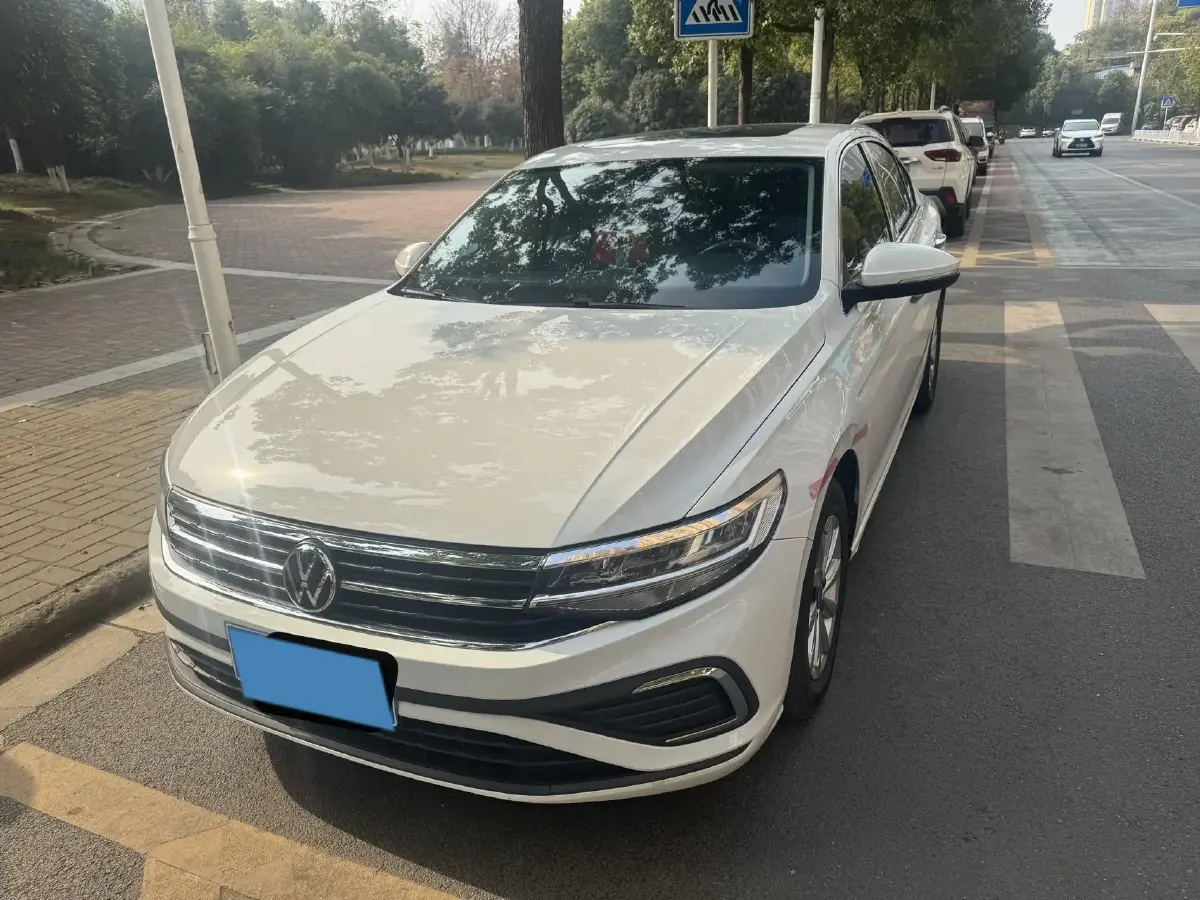 2023 Volkswagen Bora 1.5L 113HP L4 6AT