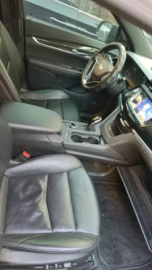 2020 Cadillac XT6 2.0T 237HP L4 9AT,autocango,china used car exporter,china ev exporter,chinese used car exporter,chinese used ev exporter