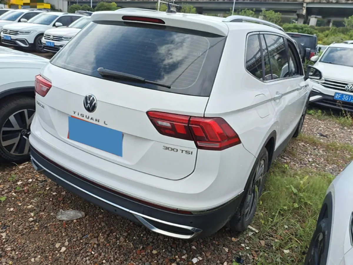2023 Volkswagen Tiguan L 1.5T 160HP L4 7DCT,autocango,china used car exporter,china ev exporter,chinese used car exporter,chinese used ev exporter