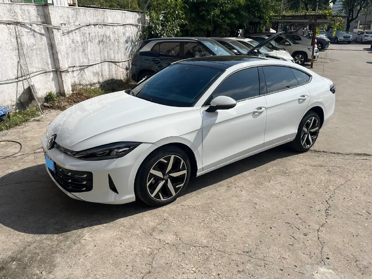 2026 Volkswagen Lamando 1.5T 160HP L4 7DCT