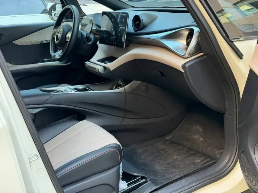 2023 BYD Dolphin BEV 44.928KWH,autocango,china used car exporter,china ev exporter,chinese used car exporter,chinese used ev exporter