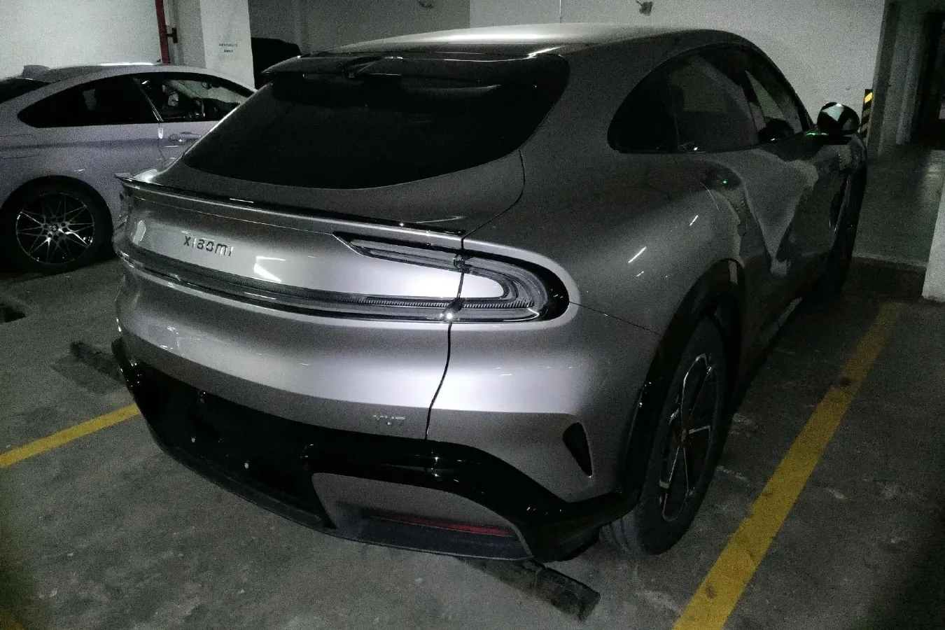 2025 MI YU7 BEV 96.3KWH,autocango,china used car exporter,china ev exporter,chinese used car exporter,chinese used ev exporter