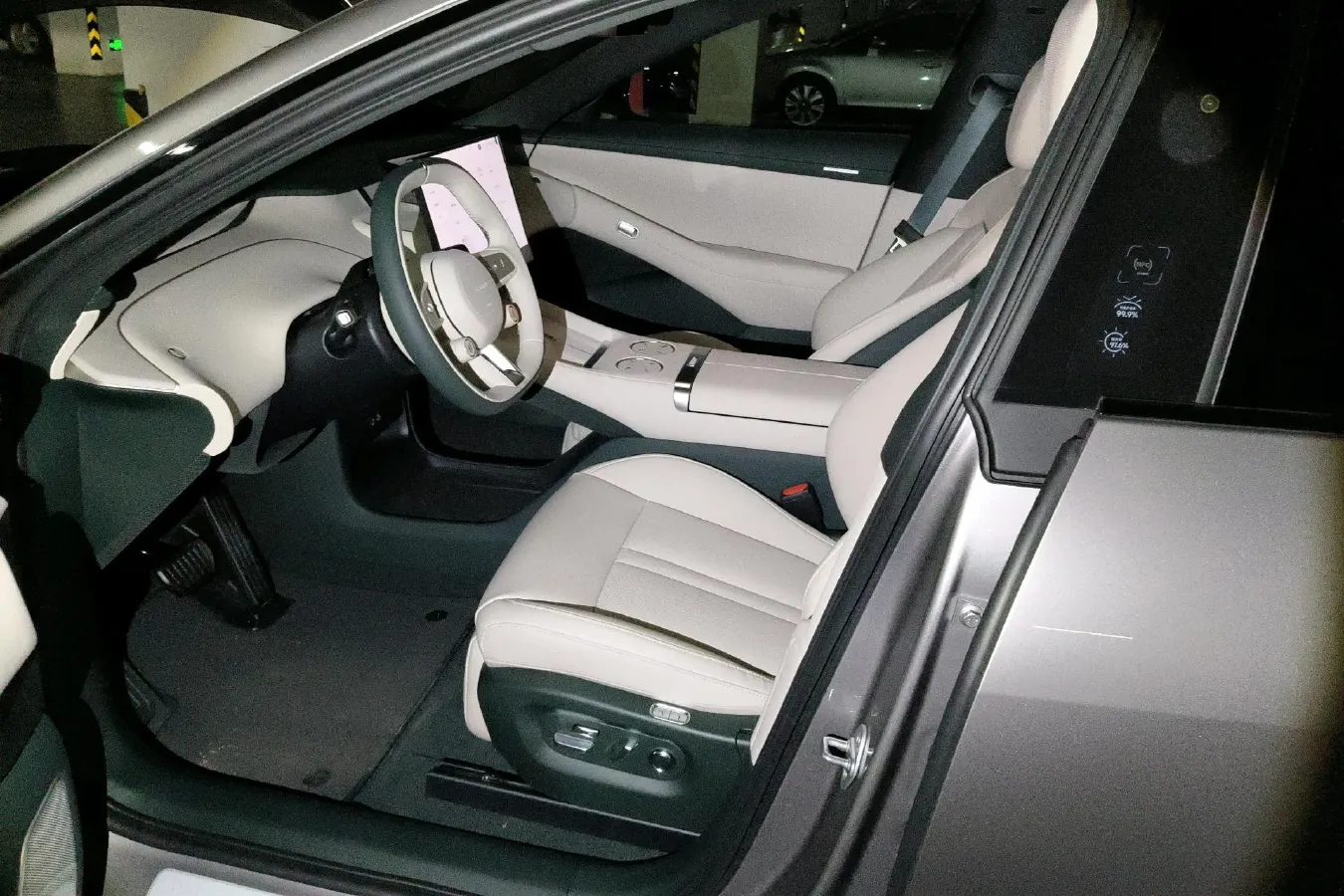 2025 MI YU7 BEV 96.3KWH,autocango,china used car exporter,china ev exporter,chinese used car exporter,chinese used ev exporter