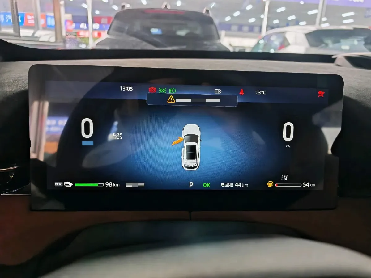 2024 ChangAn UNI-Z 1.5L 98HP L4 E-CVT PHEV 18.4KWH,autocango,china used car exporter,china ev exporter,chinese used car exporter,chinese used ev exporter