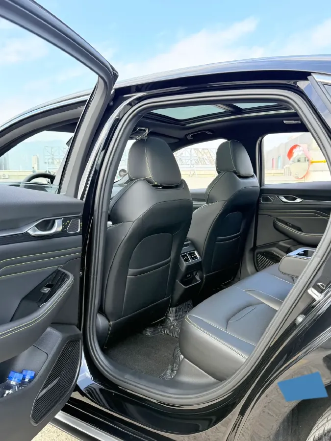 2023 Geely Preface 1.5T 181HP L4 7DCT,autocango,china used car exporter,china ev exporter,chinese used car exporter,chinese used ev exporter