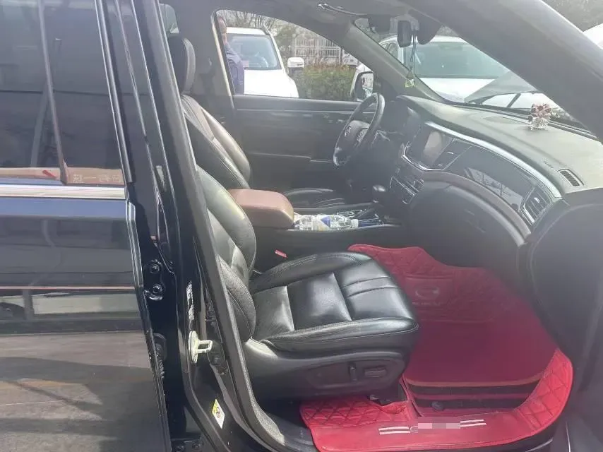 2017 GAC Trumpchi GS8 2.0T 201HP L4 6AT,autocango,china used car exporter,china ev exporter,chinese used car exporter,chinese used ev exporter