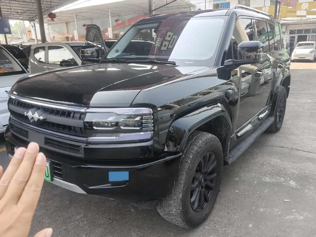 2025 FangChengBao Bao 5 1.5T 194HP L4 E-CVT PHEV 31.8KWH