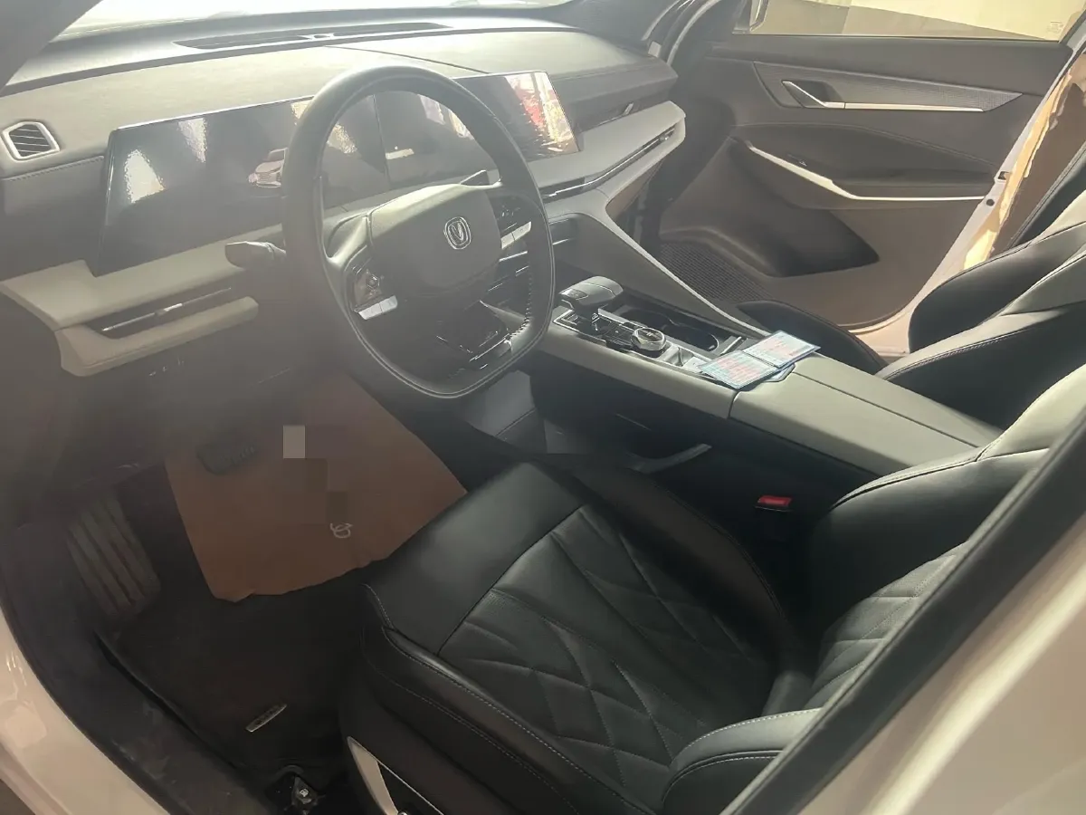 2022 ChangAn CS75 Plus 1.5T 188HP L4 8AT,autocango,china used car exporter,china ev exporter,chinese used car exporter,chinese used ev exporter