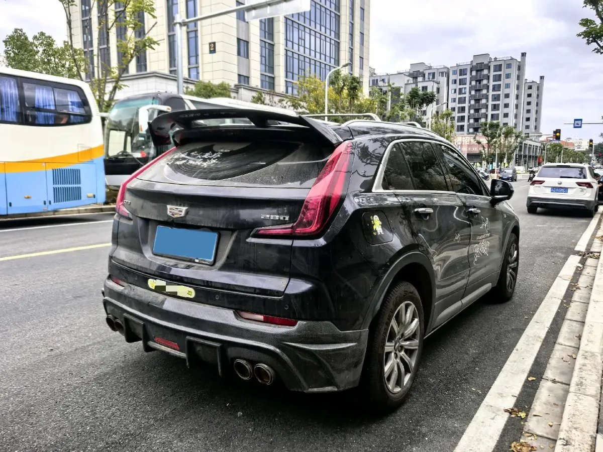 2021 Cadillac XT4 2.0T 237HP L4 9AT,autocango,china used car exporter,china ev exporter,chinese used car exporter,chinese used ev exporter
