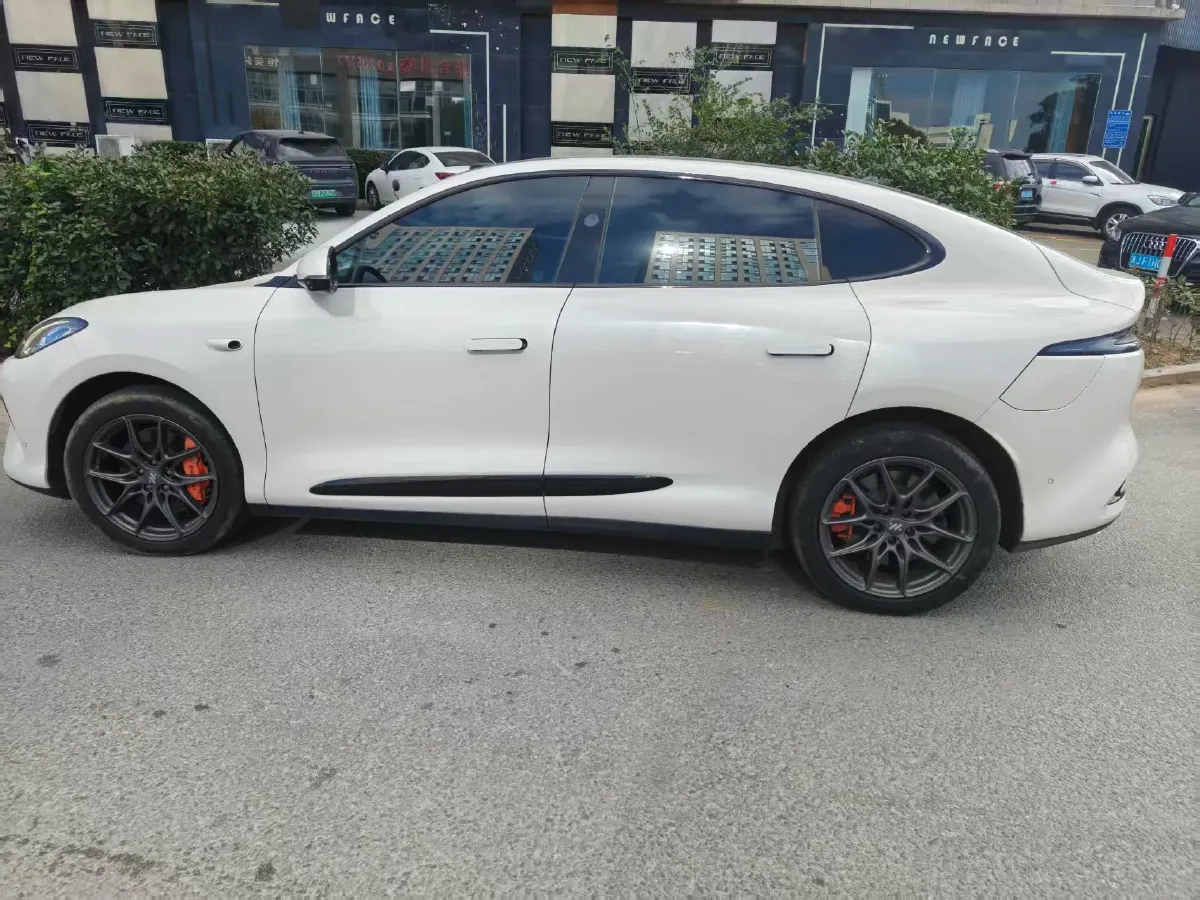 2023 IM LS6 BEV 90KWH,autocango,china used car exporter,china ev exporter,chinese used car exporter,chinese used ev exporter